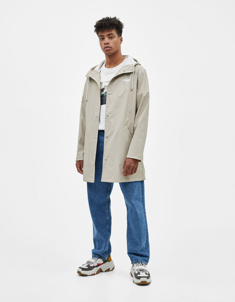 Raincoat with slogan print 1